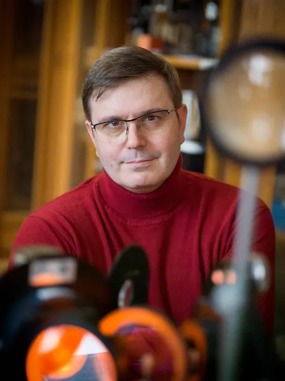 Portrait de Roger Mansuy.